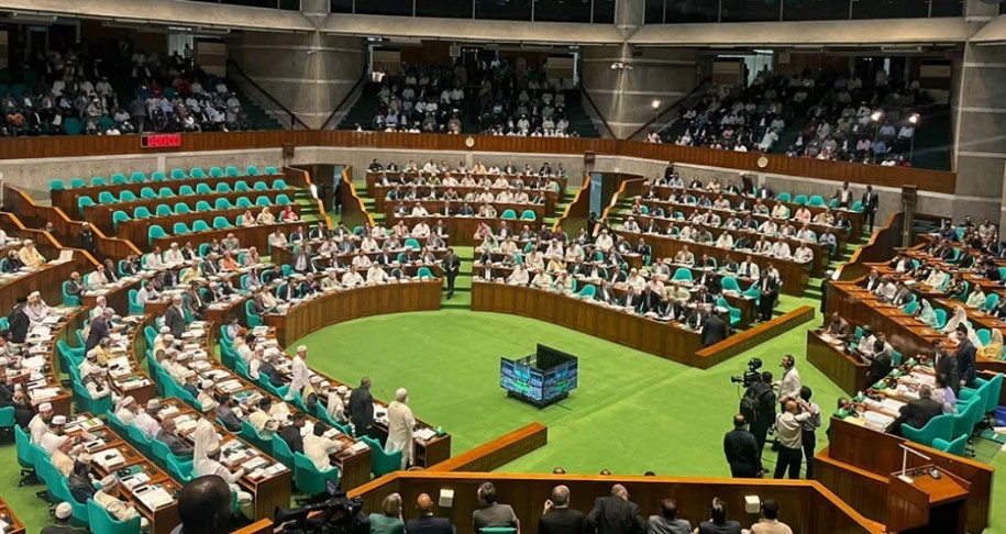 সংসদে জামায়াত-রাজাকার ইস্যুতে মুখ খুললেন বিএনপির মন্ত্রীরা